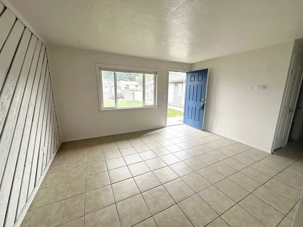 207 Indiana, 207 N Indiana Ave #3, Caldwell, ID 83605