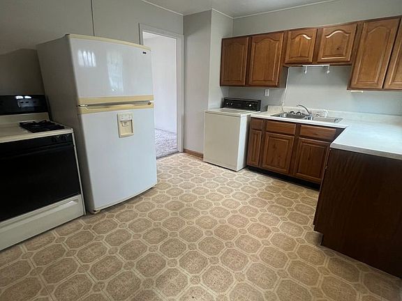 5th image of 6 Ridge Ct