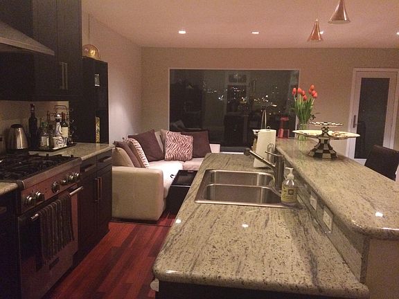 OPEN KITCHEN/FAMILY ROOM