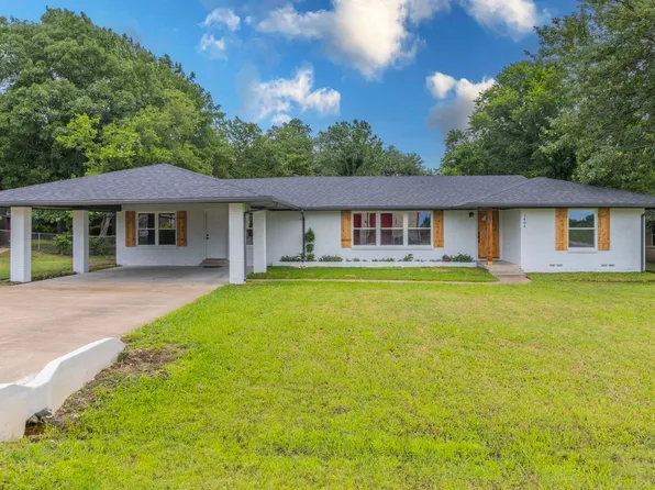 1404 Country Club Rd, Ennis, TX 75119