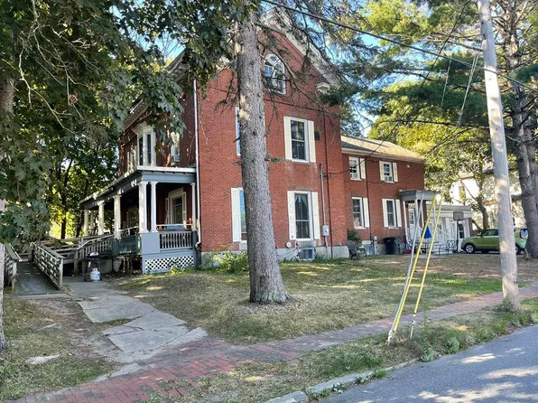 16 Lincoln St, Portland, ME 04103