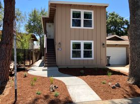 324 W 14th St, Davis, CA
