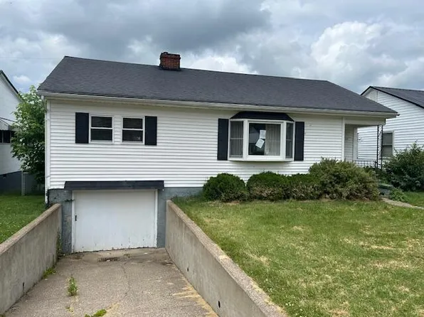 61 Ernst Ave, Maysville, KY 41056