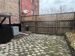 617 Avery St — Photo 39