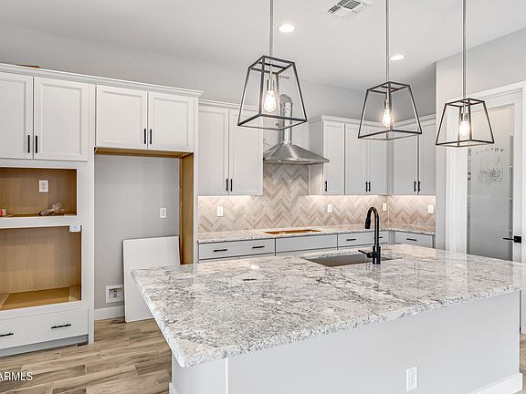 5th image of 22435 E Oriole Way