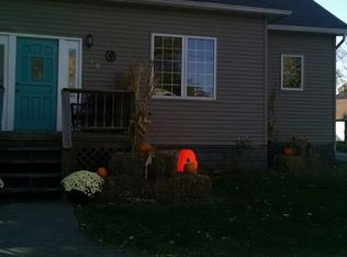 910 S 15th St, Centerville, IA 52544