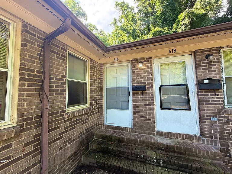 616 Wood St — Photo 1