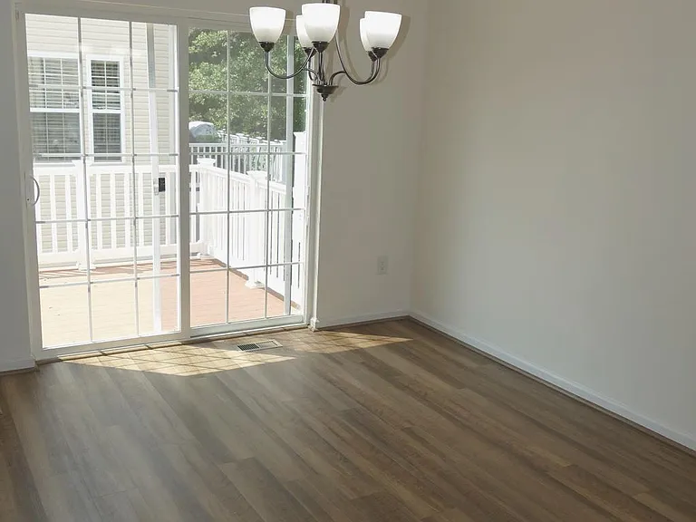 7706 Gaston Pl — Photo 7