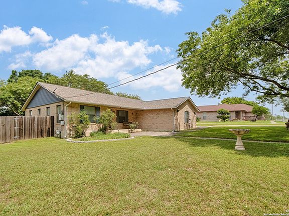 4th image of 1973 FM 1516 S