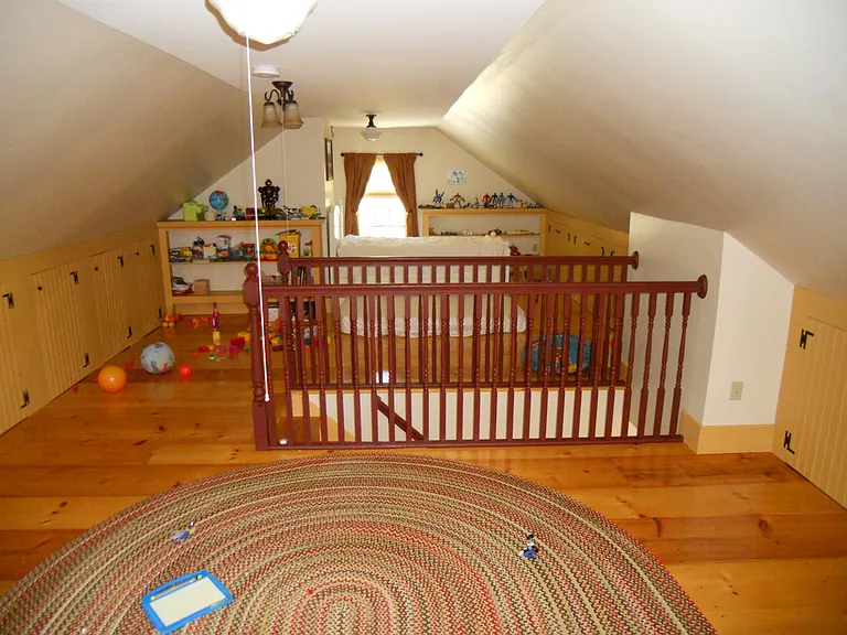 239 Foundry St — Photo 30