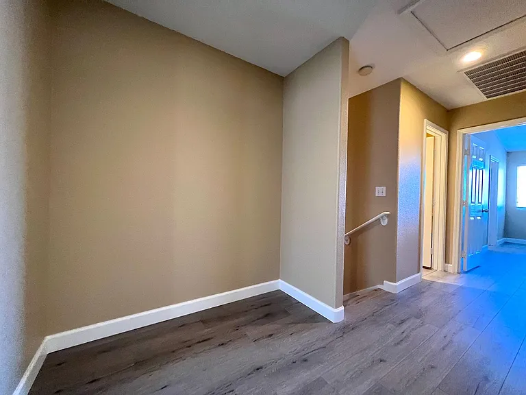 5555 Leaning Oak Ave — Photo 10
