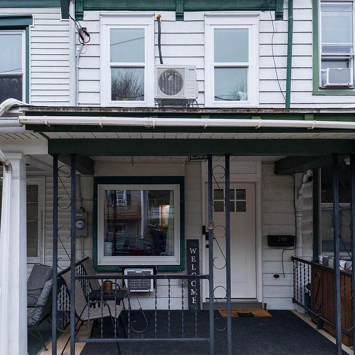 1st image of 306 Port Clinton Ave
