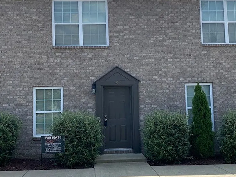 531 Dill Ln #B-9 — Photo 1