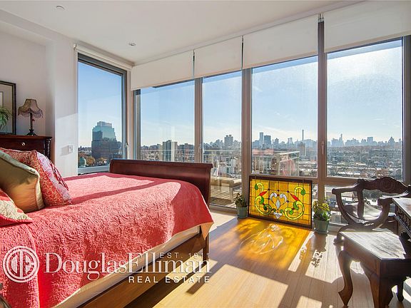 2nd image of 138-140 W 124th St #9-A