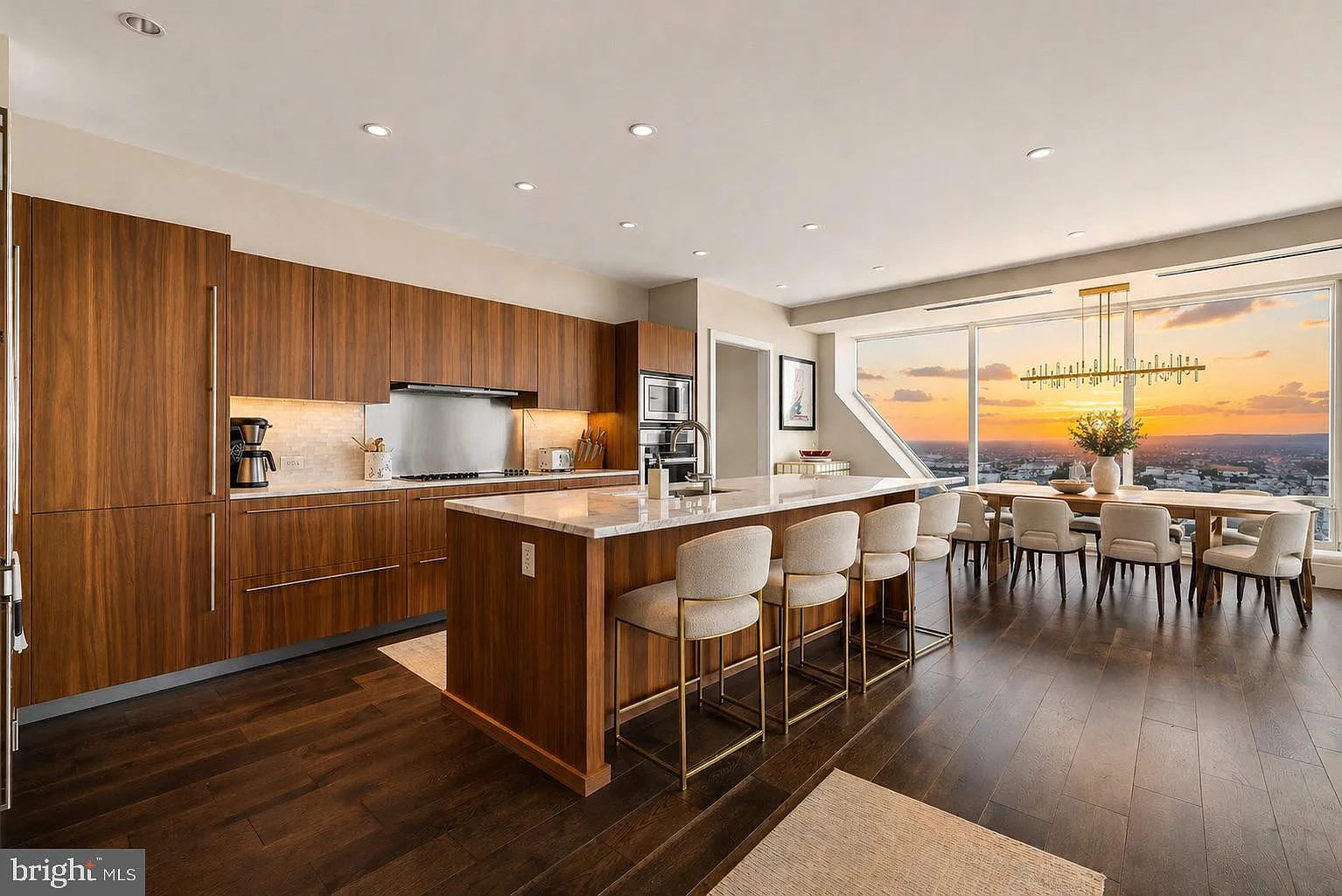 Two Liberty Place Condominiums — Photo 2
