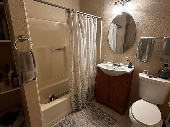 4th image of 2026 C St #2026