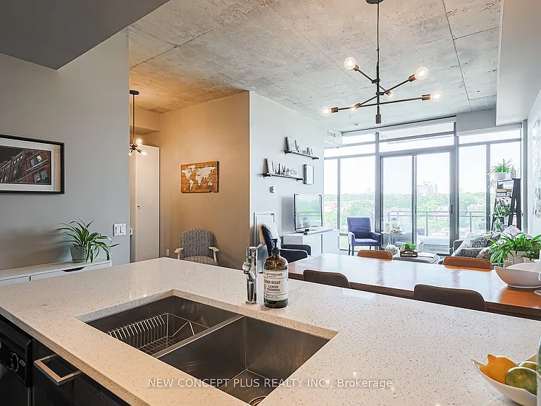 90 Broadview Ave #634 — Photo 7