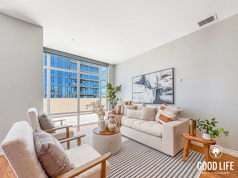 875 G St #804 — Photo 6