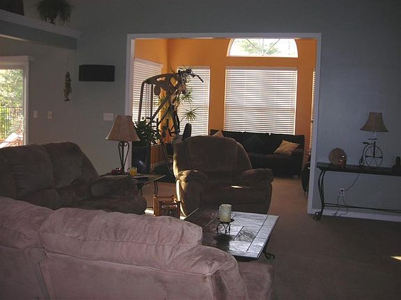 Living area to Sunroom_09172014