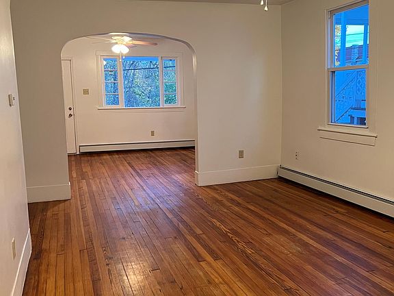 3rd image of 35 E Broadway St