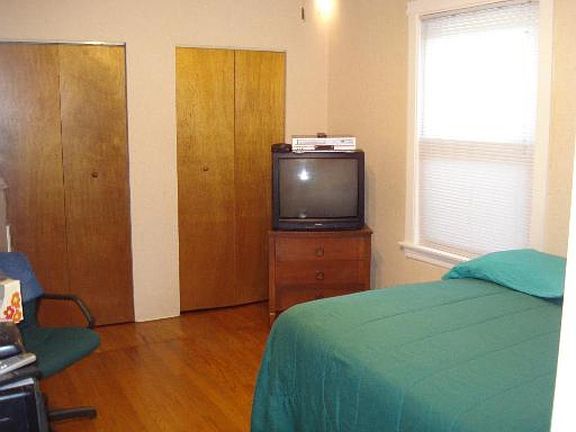 5th image of 5229 W Waveland Ave