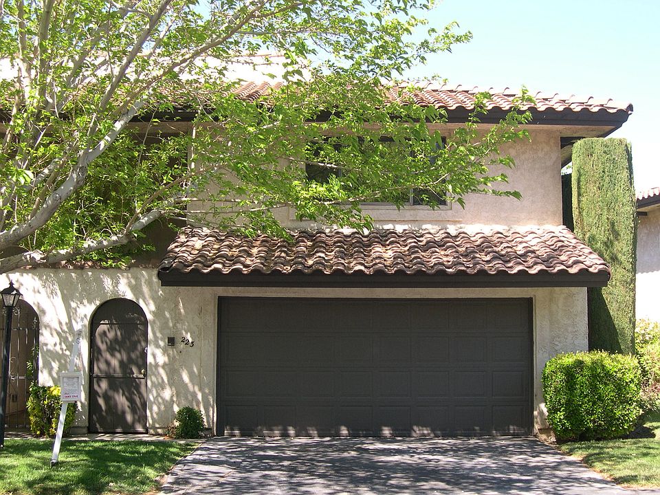 1st image of 223 Eagle Ln