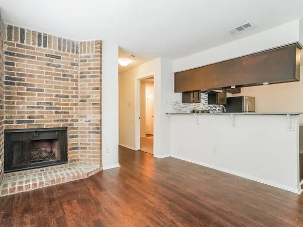 5608 Cougar Dr APT 107, Austin, TX 78745