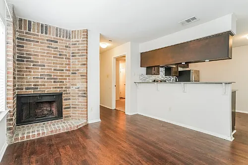 5608 Cougar Dr #107 Photo 1