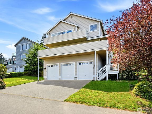 3rd image of 130 67th Avenue Ct E