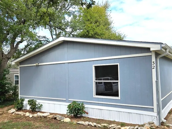 32 Briarwood Rd, Morgans Pt Resort, TX 76513