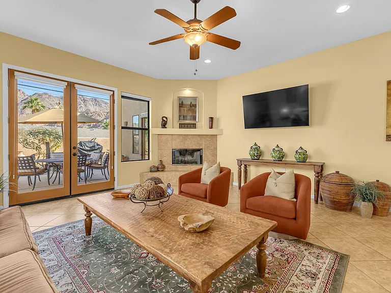 54052 Avenida Martinez — Photo 26