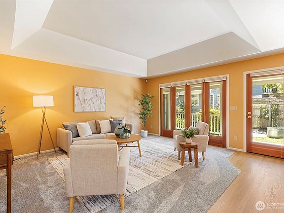 5th image of 1757 Maple Street