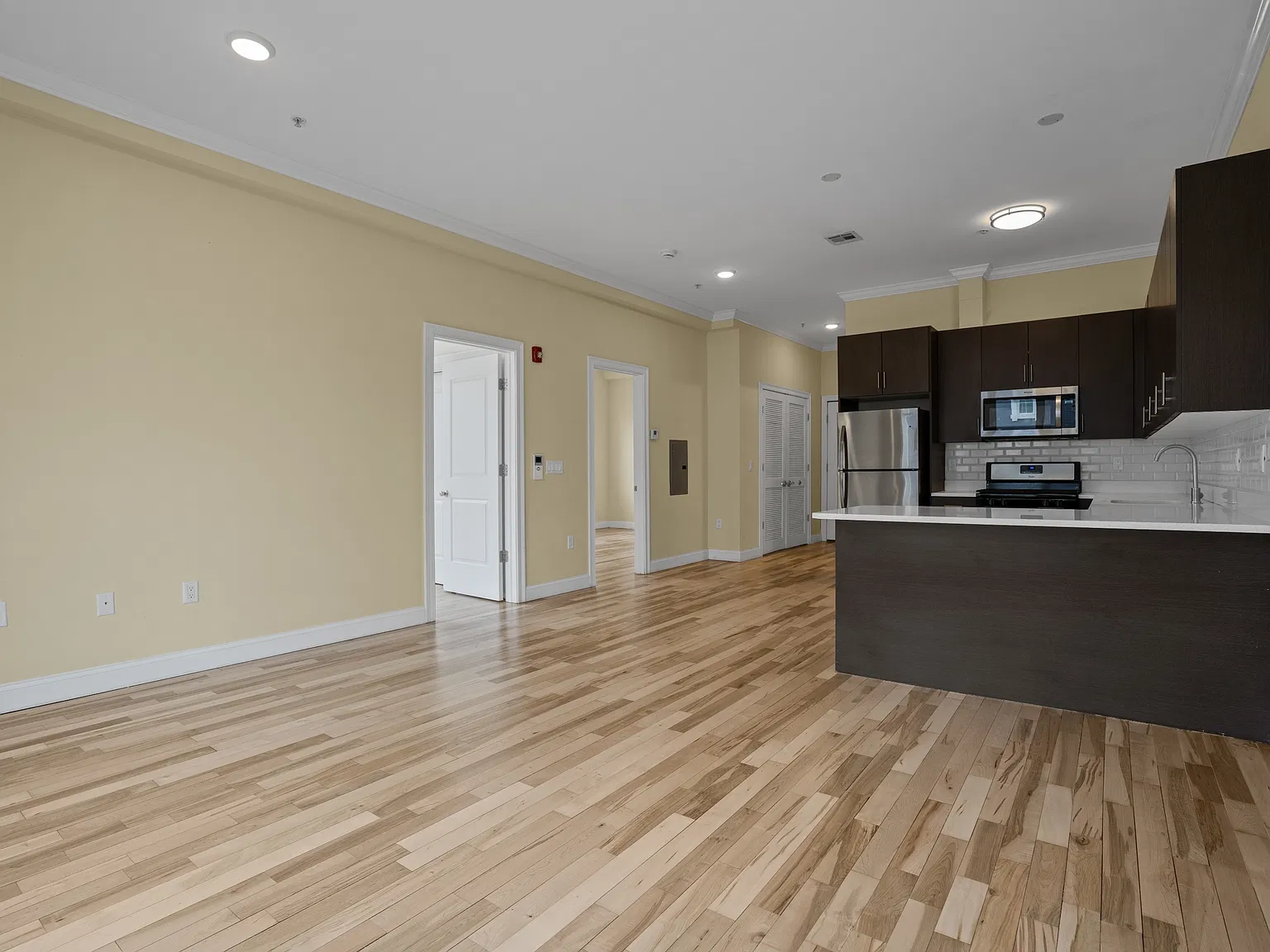 4401 Bergenline Ave — Photo 4