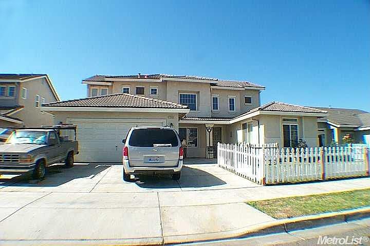 2nd image of 1056 San Pedro Ave