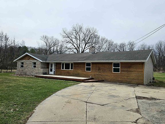 2nd image of 10582 Atwood Rd