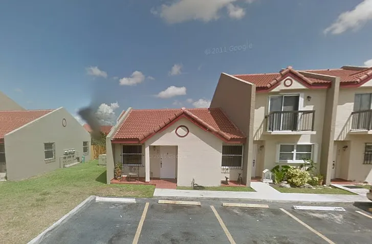 2 bed, 1070 sqft, $2,300 — Photo 3