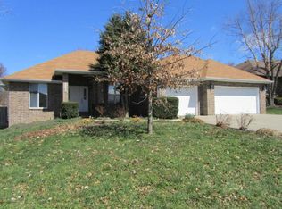 3835 W Edgewood St, Springfield, MO 65807