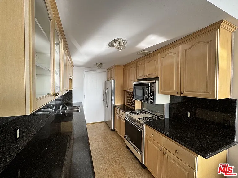 4411 Los Feliz Blvd #1205 — Photo 6
