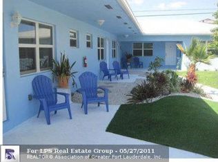 2695 SE 1st Ct, Pompano Beach, FL 33062