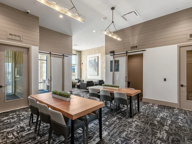 Community Workspace Featuring Modern Furnishings and Collaborative Tables