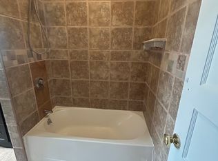 139 Narragansett Ave #1F, Barrington, RI 02806