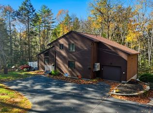 504 Alpine Dr, Southbridge, MA 01550