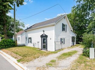 5 Robert St, Barrie, ON L4N3H2