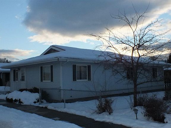 2nd image of 1005 Lynn Ln