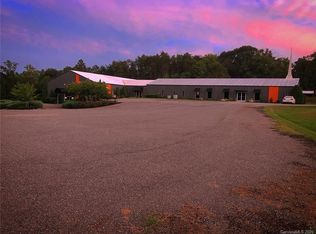 131 Countryside Dr, Forest City, NC 28043