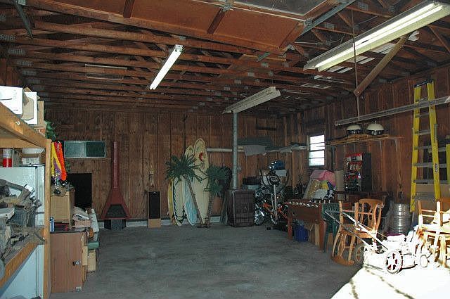 Garage 2