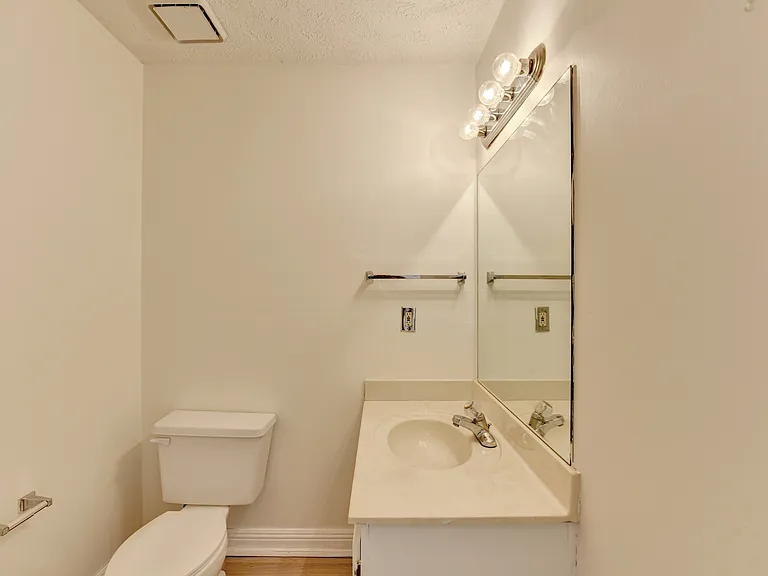 3945 Genoa Ct — Photo 31