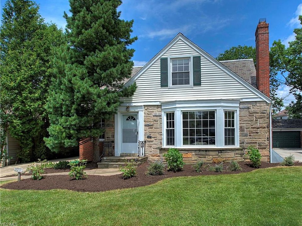 1st image of 23201 Fernwood Dr
