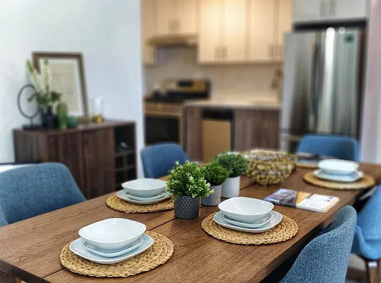 Sold by SunAmerica Realty Group Inc (DO NOT USE) | media 2