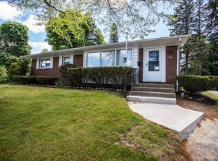710 Wyngate Rd, Erie, PA 16505